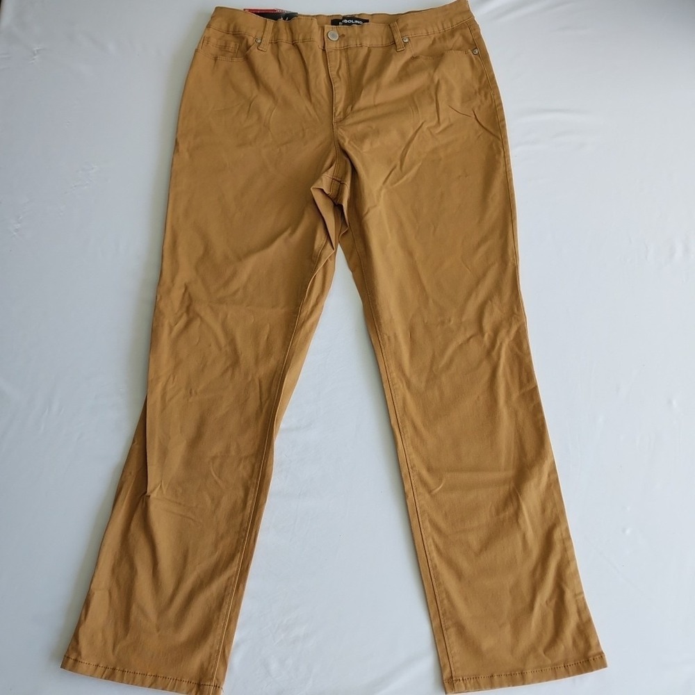 Bandolino Amy‎ Modern Straight Leg Jeans 14 Tobacco Brown